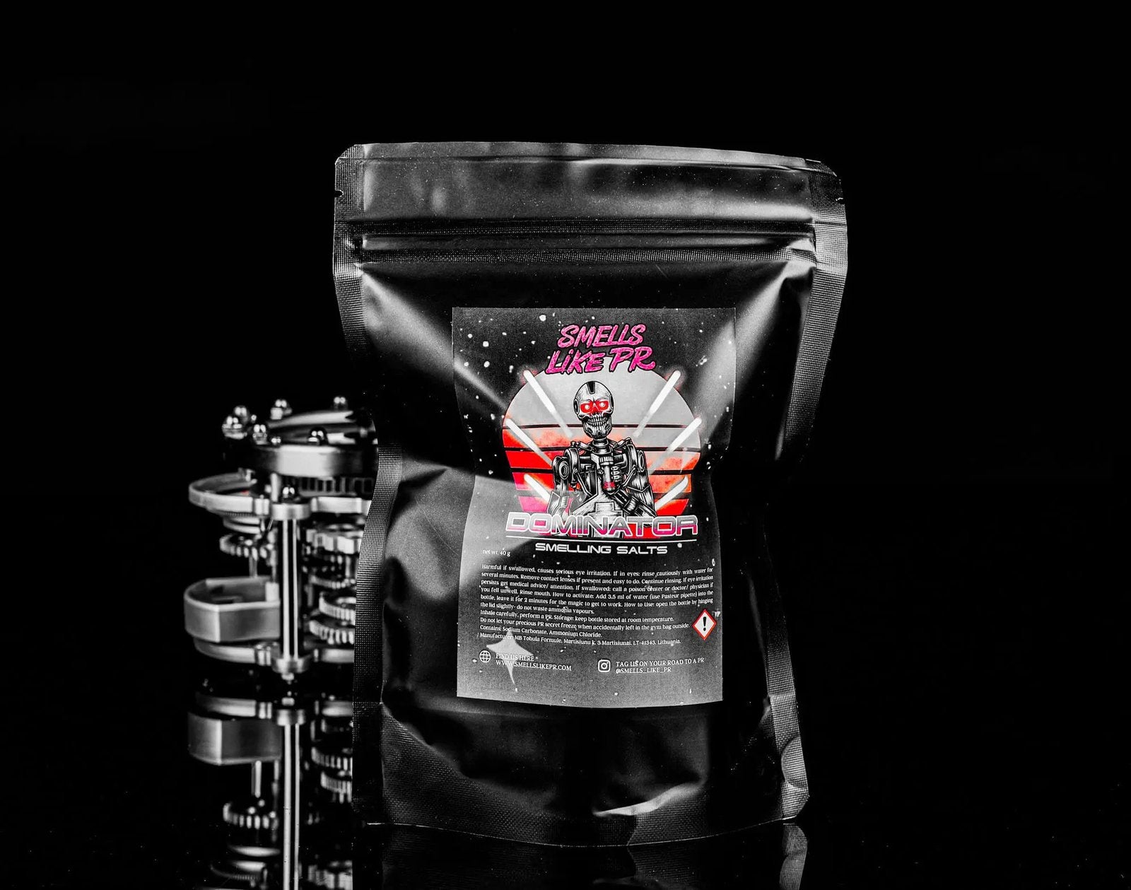 Dominator – Smells Like PR Smelling Salts reklaam